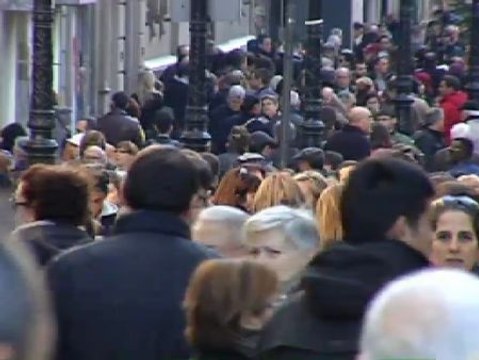 España pierde población por primera vez en 17 años