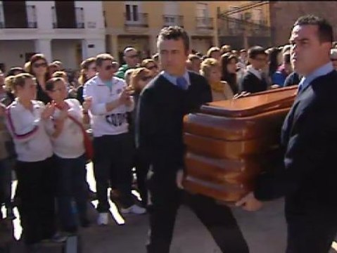 Dolorosa despedida a los dos hermanos y su abuela asesinados en Ciudad Real