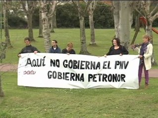 El príncipe Felipe inaugura la refinería Petronor