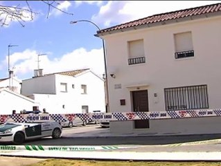 下载视频: Aparecen muertos un padre y su hija de seis años dentro de su vivienda