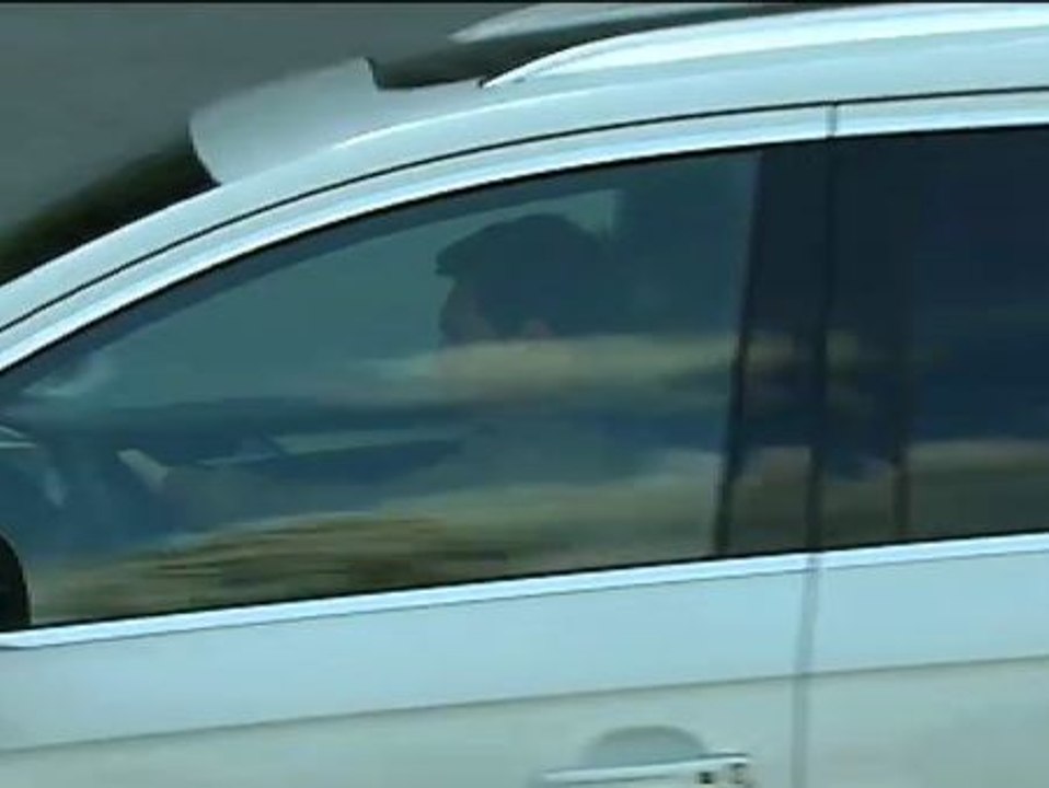 Leo Messi acude a la ciudad deportiva para someterse a nuevas pruebas