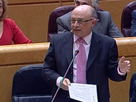 Montoro dice que la bajada de la prima de riesgo es el preludio de la recuperación