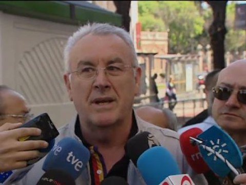 Cayo Lara dice que si los ciudadanos hubieran elegido al jefe del Estado ya habría dimitido hace tiempo por su comportamiento