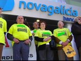 Afectados por las preferentes protestan ante NovaGalicia Banco