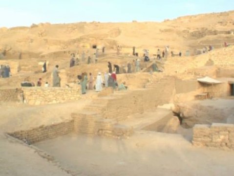 Egiptólogos españoles descubren importantes tumbas del Antiguo Egipto