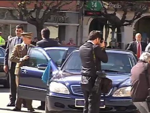 Sonoros abucheos contra el Príncipe en LLeida