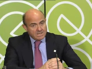 De Guindos: "La lucha contra el fraude es una prioridad absoluta del Gobierno"