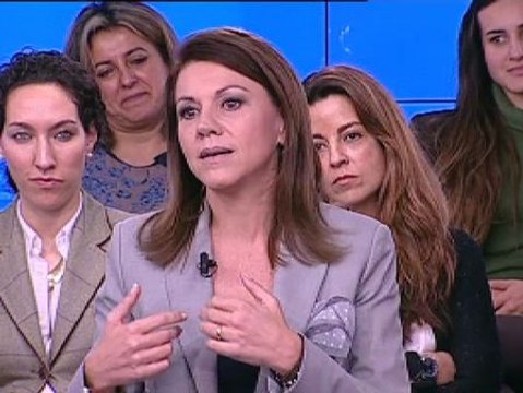 Cospedal saca su lado más feminista