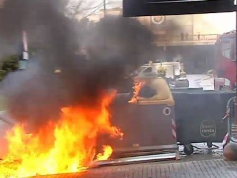 Una protesta de estudiantes acaba con disturbios en Barcelona