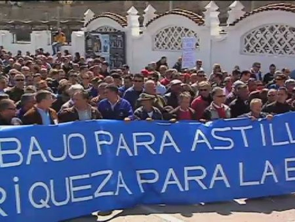 Los trabajadores de astilleros piden más trabajo