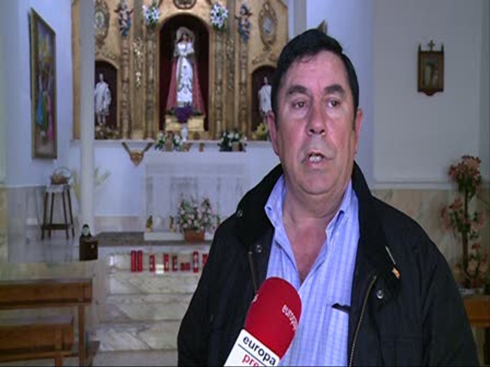 Roban en ermita y causan numerosos daños