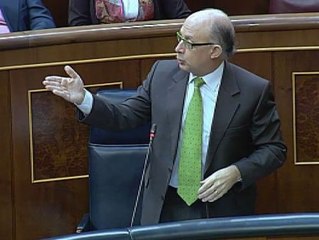 Montoro descalifica a sus oponentes en la sesión de control