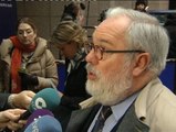 Arias Cañete advierte que el problema de Chipre no es