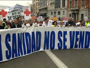 La "marea blanca" vuelve a recorrer las calles de Madrid