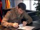 Messi amplía contrato con el Barça hasta 2018