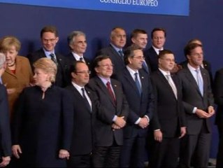 Скачать видео: Cumbre europea en Bruselas para discutir los presupuestos de los próximos 7 años