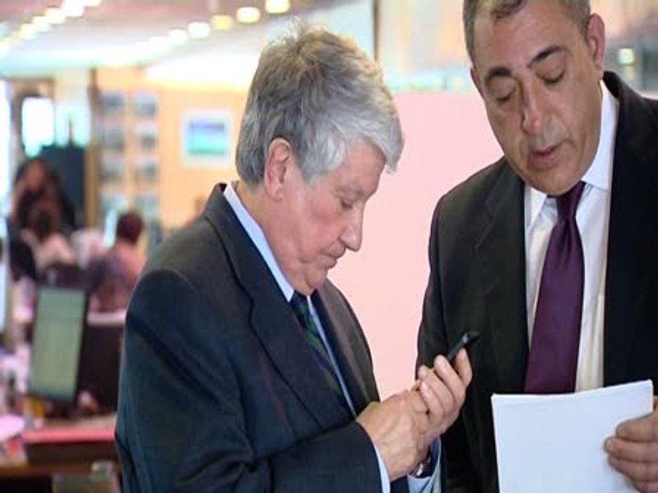 Arturo Fernández desmiente los pagos en 'negro'