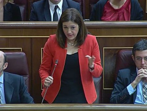 El PSOE considera insoportable la falta de explicaciones del Gobierno
