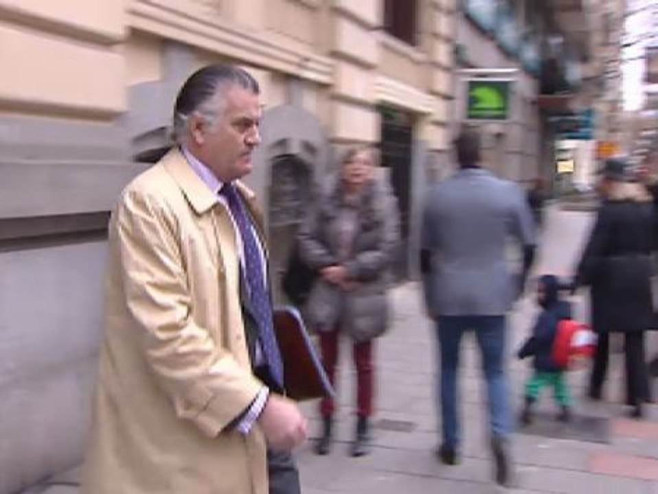 Bárcenas presentó ante notario en diciembre los donativos y pagos al PP