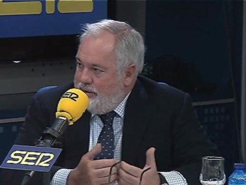 Cañete: La reforma laboral está empezando a dar sus frutos