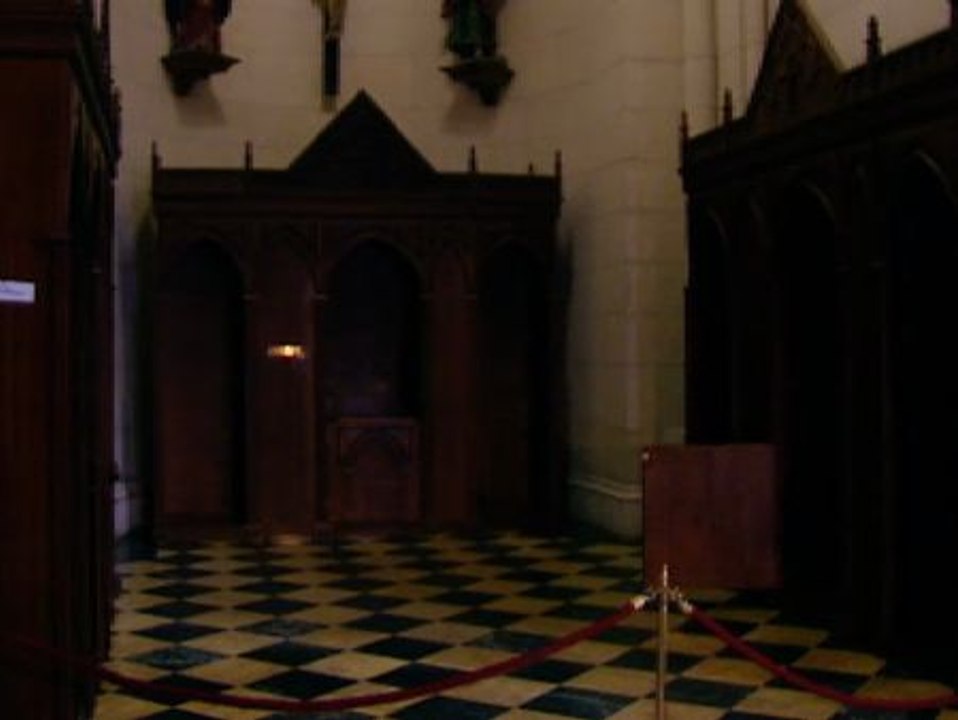 Desactivado un explosivo casero en la Catedral de la Almudena
