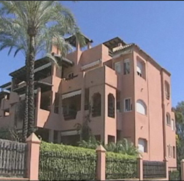 Ignacio González reconoce la extraña compra del ático de Marbella