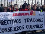 Protesta de los trabajadores de Iberia en Fitur