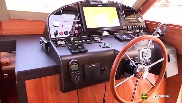 2018 Cantieri Estensi Yachts 460 Goldstar Yacht - Walkaround - 2018 Cannes Yachting Festival