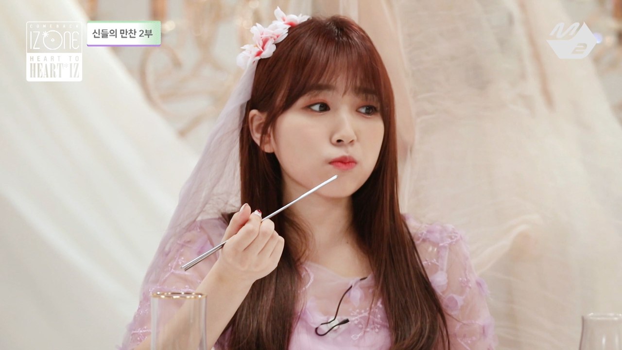 아이즈원의 본격 먹방 타임!  Part.2｜IZ*ONE COMEBACK SHOW
