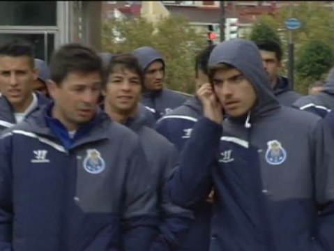 El Oporto se pasea por Bilbao antes del encuentro con el Athletic Club esta tarde