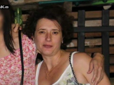 Teresa está consciente y habla con los médicos que la atienden.