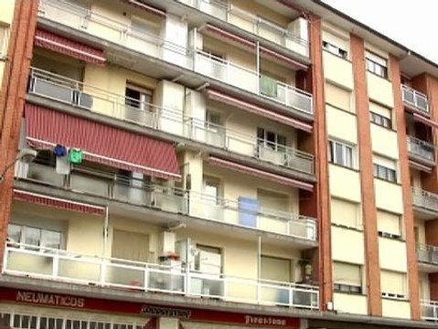 Una mujer y su padre mueren apuñalados en la playa de Laredo