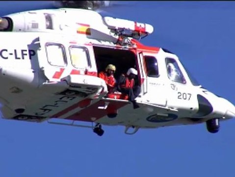 Desaparecida una menor en el mar cuando se bañaba de madrugada con unos amigos