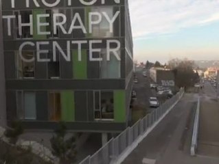 Qué es la protonterapia, el tratamiento que piden los padres de Ashya