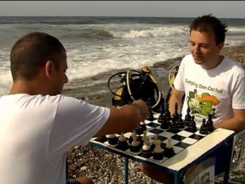 Se celebra el segundo torneo europeo de ajedrez bajo el mar