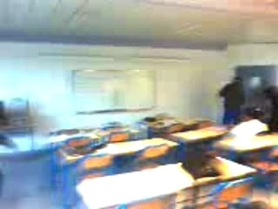 class 2v1