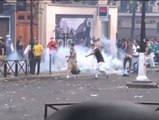 Gases lacrimógenos y proyectiles en las calles de París