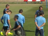 Buen ambiente en el entrenamiento rojiblanco