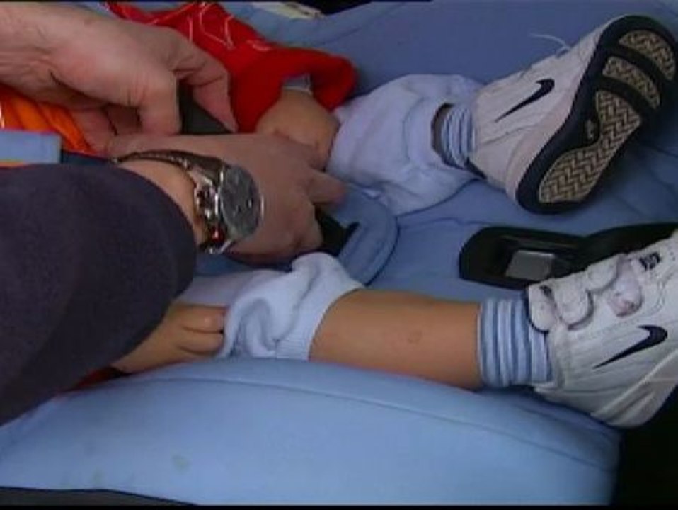 La DGT lanza un dispositivo especial de control del uso del cinturón y de los sistemas de retención infantil