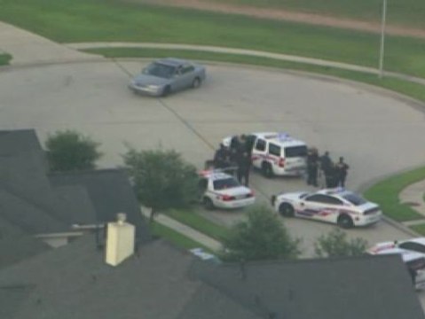 Cuatro niños y dos adultos mueren en un tiroteo en Houston