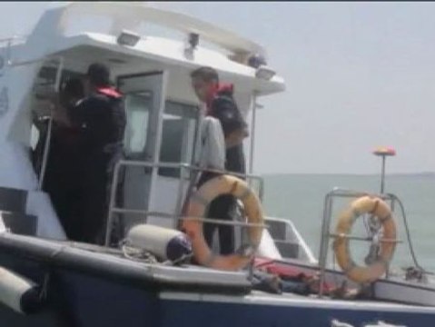 Al menos 5 fallecidos por un naufragio en las costas de Malasia