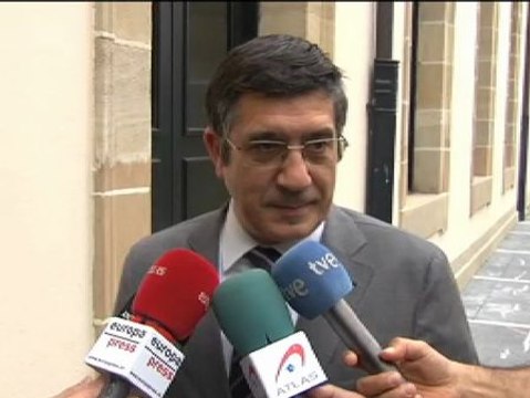 Patxi López mantiene su renuncia a la Secretaría General del PSOE