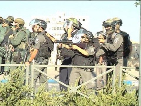 Aumenta la violencia en Israel tras el hallazgo del cadáver de un adolescente palestino