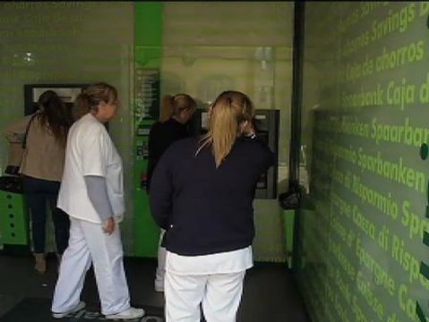 Más de 700 trabajadores de La Línea cobran al fin las nóminas atrasadas