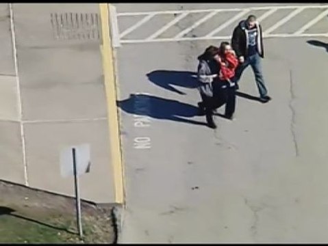 Veinte estudiantes apuñalados por un compaero en un instituto de Pittsburg