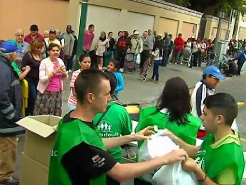 Cientos de personas en Valencia comen gracias a la solidaridad