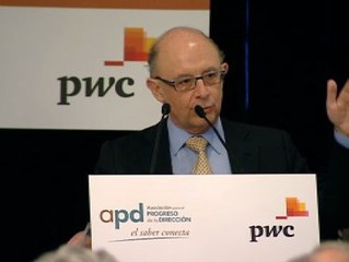 Montoro no renuncia a un "nuevo y diferente" impuesto negativo para las madres que se reincorporen al trabajo