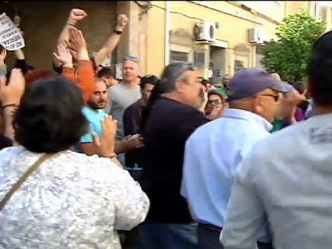 Paralizado por sexta vez el desahucio de una familia