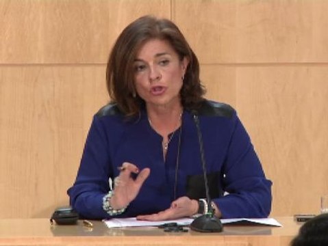 Botella anuncia que se baja el sueldo