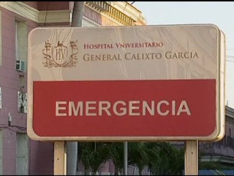 Raúl Castro anuncia aumento salarial para el personal médico cubano